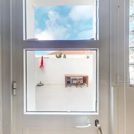 Azores Calheta Inn Apartment T2 1ºdrto 公寓 *