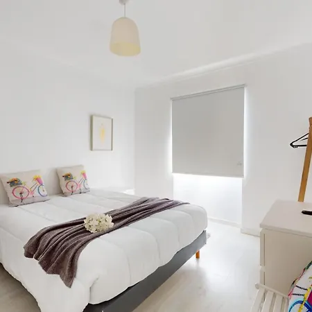 Azores Calheta Inn Apartment T2 1ºdrto * 蓬塔德尔加达